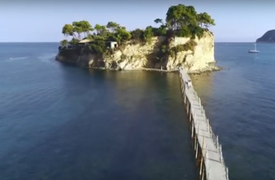 Τέσσερα ξύλινα γεφυράκια στην Ελλάδα που αξίζει να περπατήσεις έστω μια φορά
